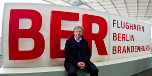 wowereit ist optimist und kämpft weiterhin für den Berliner Flughafen BER