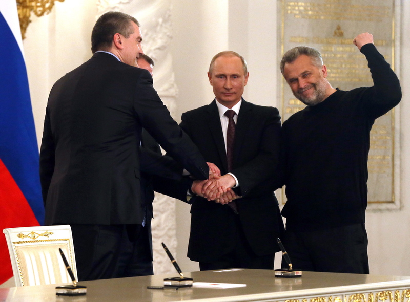 Präsident Putin übernimmt nach dem Referendum die Krim